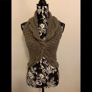 Sweater Vest